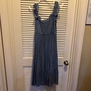 Mlle Gabrielle Textured Blue Midi Dress